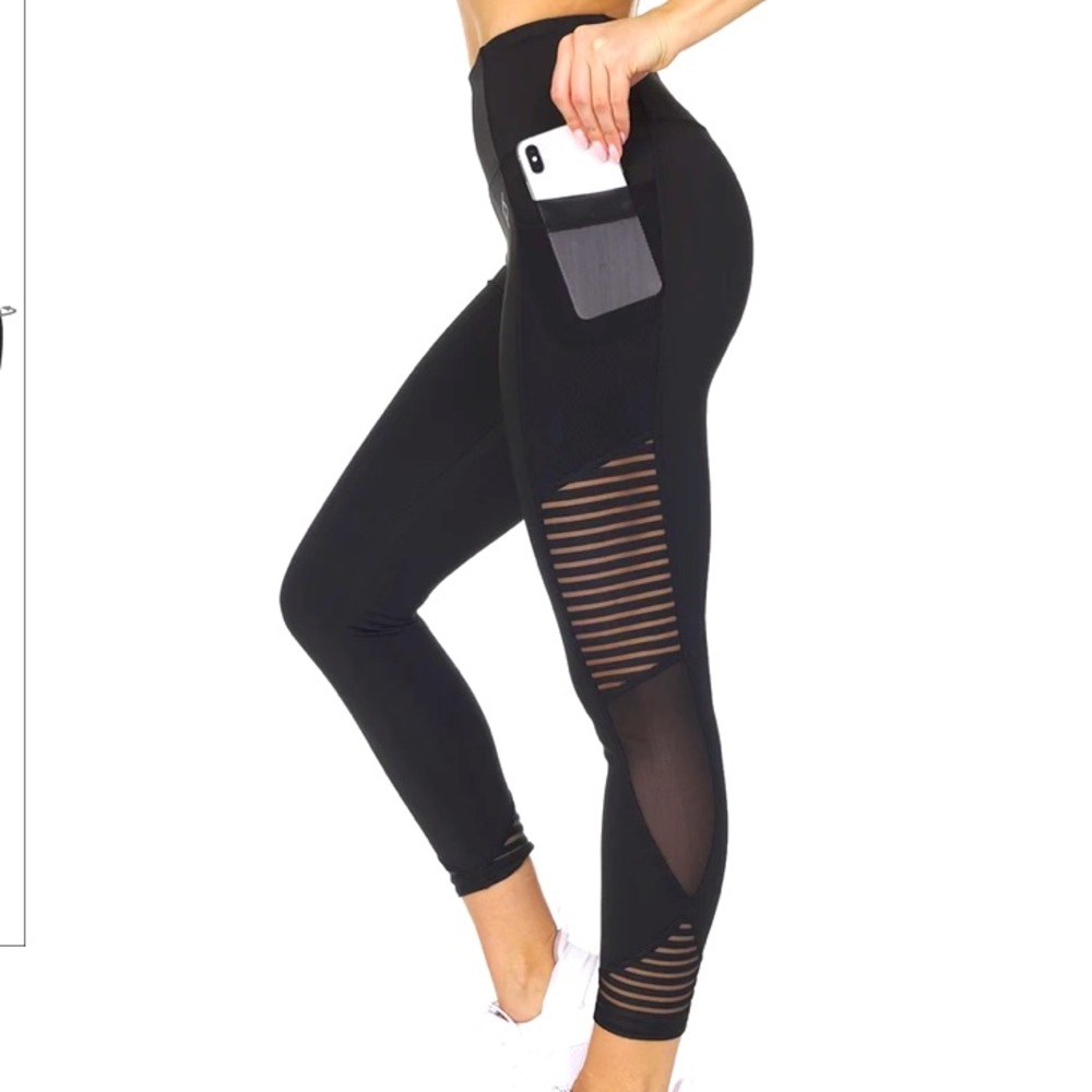 🔥SOLD🔥 BSP Activewear 7/8 Leggings